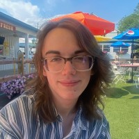 Logan Szelestei