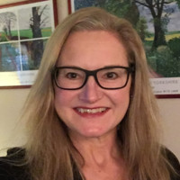 Helen Hoyle