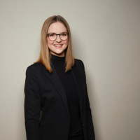 Dr. Anna Theresa Eschbaumer