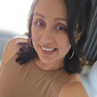 Taina De Leon