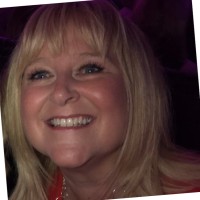 Jayne Vevers