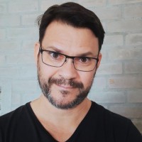 Ari Marques
