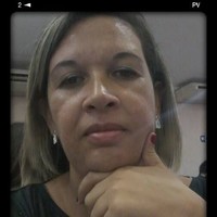 Léia Santaelo