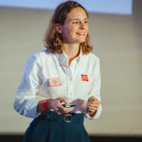 Valérie De Bardies