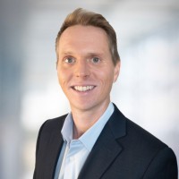 Scott Kerr, Cfa