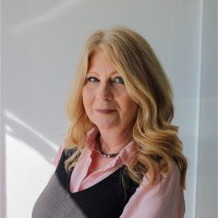 Wendy Pierce