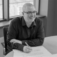Dr Andrew Molloy