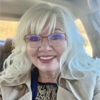 Suzanne Smith