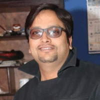 Qamar zaman