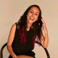 Larissa Gomide