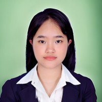 Chloe Tran