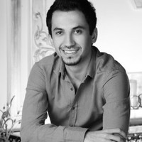 Onur Evren