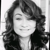 Ilona Vitalis-Castro