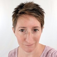 Louise Hodge
