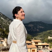 Jana Clayton Gibalova