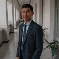 Ade Fernandes