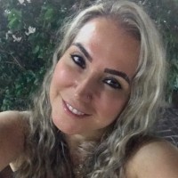 Flavia Santos
