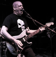 Glenn Howes