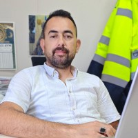 Veli Akın