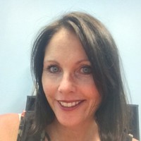 Sue Vanyzendoorn