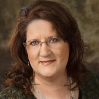 Angela Hennen
