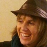 Suz Simoens