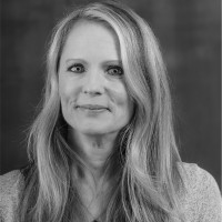 Jennifer Wall
