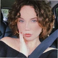Savannah Lowson