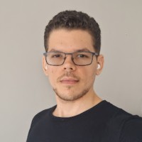 Vinicius Queiroz