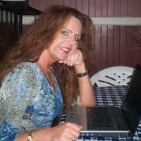 Deanna Tavares