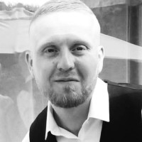 Damien B.