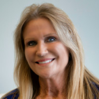 Vicki Alvarez
