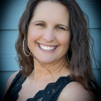 Paula Warren