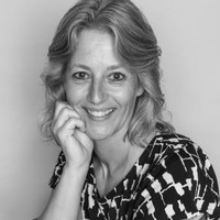 Debby Lucarz
