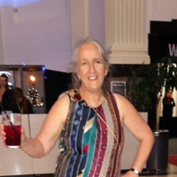 Claire Leslie
