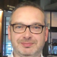 Peter Lowe