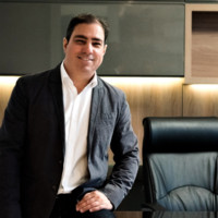 Leonardo C Pedroza