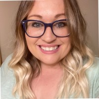 Stephanie Main