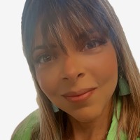 Anyeline Gil