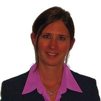 Yvonne Straub