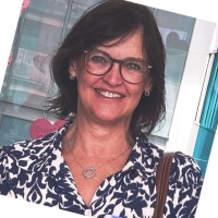 Dra. Joyce Stewart