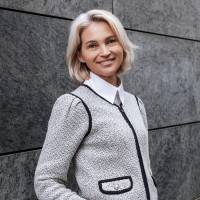 Deborah Hulme FIIC, Mnpn