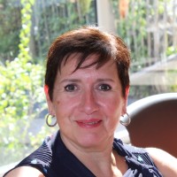 Karine De Bondt