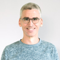 Avi Lior