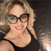 Amilia Embry Curry