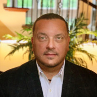 Larry Cox