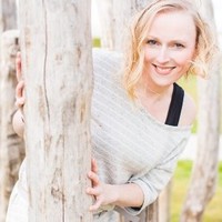 Elisa van den Broek