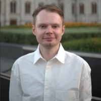 Maksim Shaposhnikov