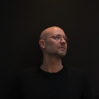 Tobias van Veen