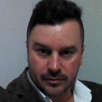 Andriano Flores